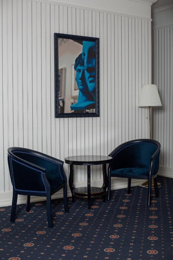 Hotel Aristocrat Çernivtsi Dış mekan fotoğraf